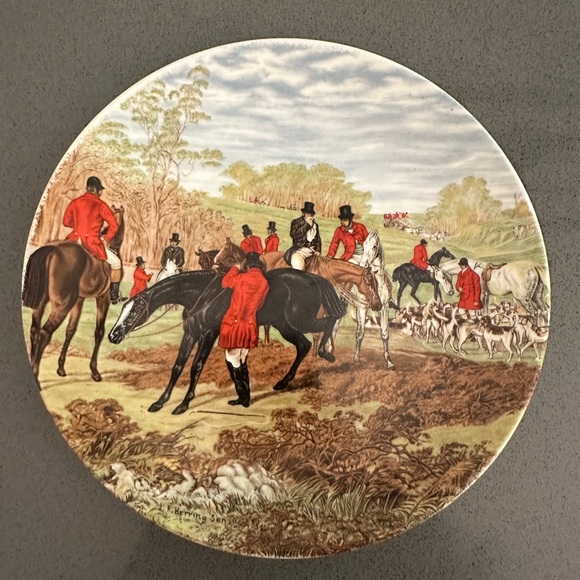 Vintage Art Deco Hunting Horse & Hound Plates Decorative - Picture 3 of 6